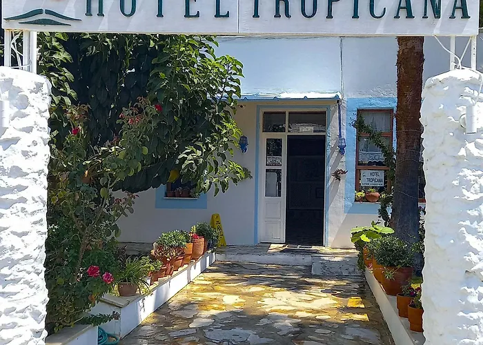 Hotel Tropicana *